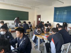 喜迎二十大 永遠跟黨走 奮進(jìn)新征程 —校園棋藝大賽